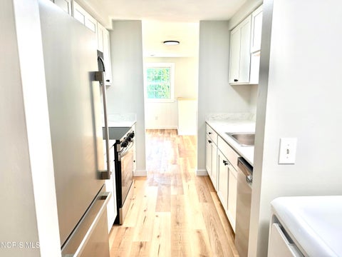 Tiny photo for 160 Quail Road #18, Perrysburg, OH 43551 (MLS # 10012413)