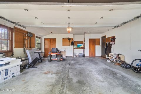 Tiny photo for 5743 E Candlestick Court, Toledo, OH 43615 (MLS # 10009840)