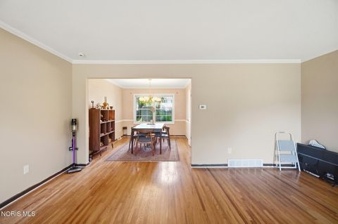 Tiny photo for 5743 E Candlestick Court, Toledo, OH 43615 (MLS # 10009840)