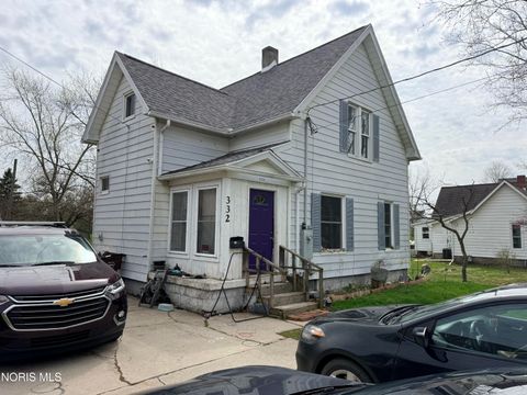 Photo of 332 Lafayette Street, Montpelier, OH 43543 (MLS # 10007873)