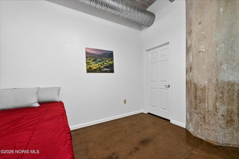 Tiny photo for 745 Washington Street #Apt 305, Toledo, OH 43604 (MLS # 10003941)