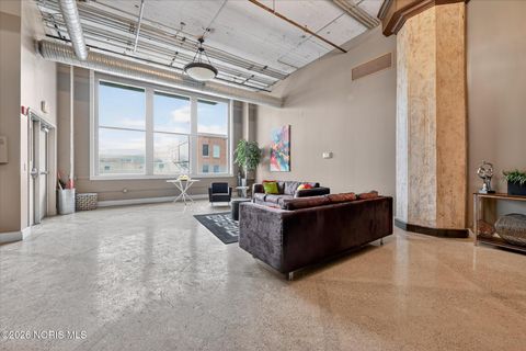 Tiny photo for 745 Washington Street #Apt 305, Toledo, OH 43604 (MLS # 10003941)