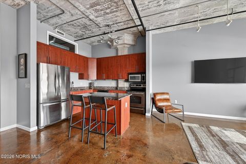 Tiny photo for 745 Washington Street #Apt 305, Toledo, OH 43604 (MLS # 10003941)