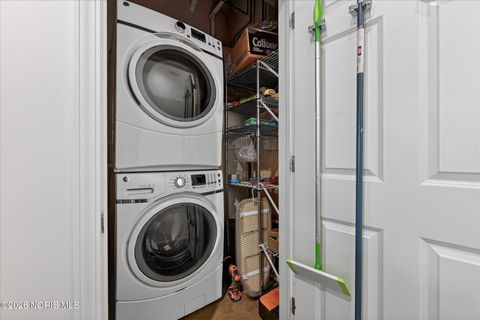 Tiny photo for 745 Washington Street #Apt 305, Toledo, OH 43604 (MLS # 10003941)