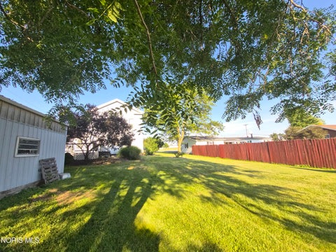 Tiny photo for 1695 N Union Street, Fostoria, OH 44830 (MLS # 10010459)