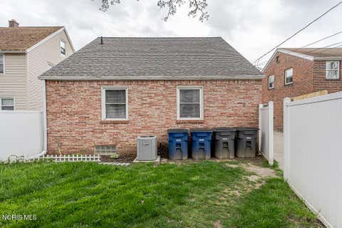 Tiny photo for 3517 Douglas Road, Toledo, OH 43606 (MLS # 10011590)