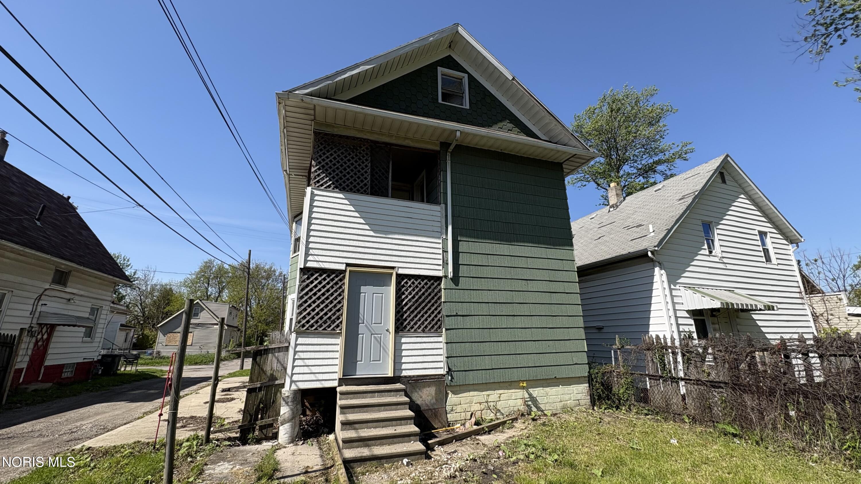 318 Troy Street