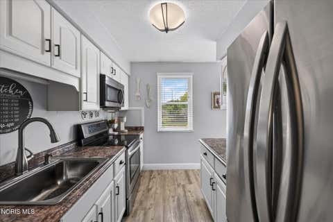 Tiny photo for 551 Indian Ridge Trail, Rossford, OH 43460 (MLS # 10009398)