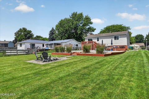 Tiny photo for 551 Indian Ridge Trail, Rossford, OH 43460 (MLS # 10009398)