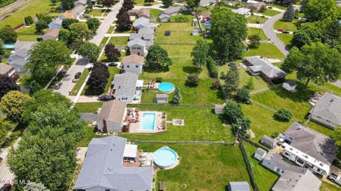 Tiny photo for 551 Indian Ridge Trail, Rossford, OH 43460 (MLS # 10009398)