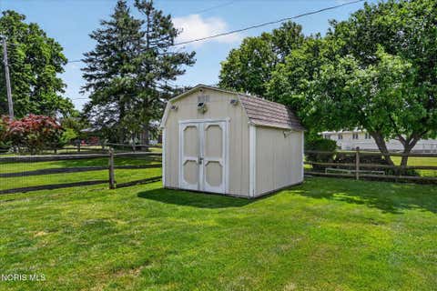 Tiny photo for 551 Indian Ridge Trail, Rossford, OH 43460 (MLS # 10009398)