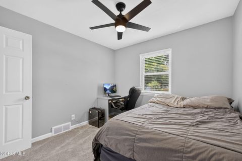 Tiny photo for 4439 Vogel Drive, Toledo, OH 43623 (MLS # 10010039)
