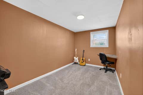 Tiny photo for 4439 Vogel Drive, Toledo, OH 43623 (MLS # 10010039)