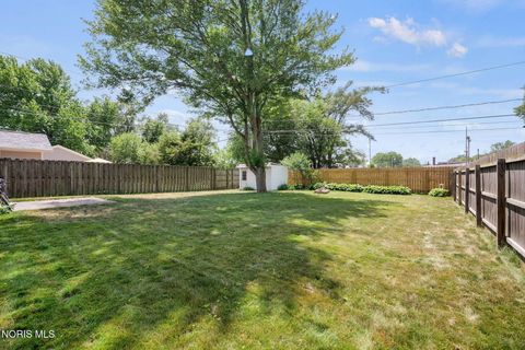 Tiny photo for 4439 Vogel Drive, Toledo, OH 43623 (MLS # 10010039)