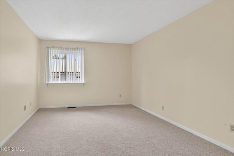 Tiny photo for 6955 Dorr Street #Ste 60, Toledo, OH 43615 (MLS # 10008698)