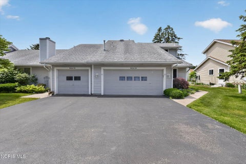 Photo of 6955 Dorr Street #Ste 60, Toledo, OH 43615 (MLS # 10008698)