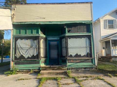 Tiny photo for 1238 N Ontario Street, Toledo, OH 43604 (MLS # 10013517)