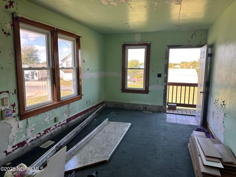 Tiny photo for 140 Hobson Street, Bellevue, OH 44811 (MLS # 10006418)