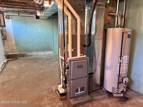 Tiny photo for 140 Hobson Street, Bellevue, OH 44811 (MLS # 10006418)