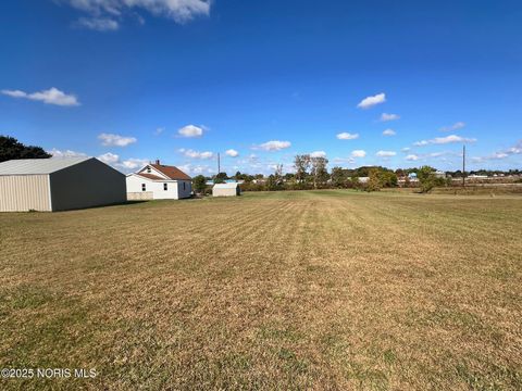 Tiny photo for 140 Hobson Street, Bellevue, OH 44811 (MLS # 10006418)