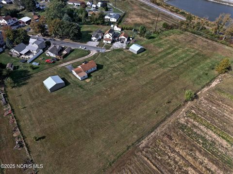 Tiny photo for 140 Hobson Street, Bellevue, OH 44811 (MLS # 10006418)