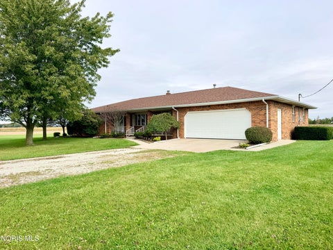 Photo of 24910 Pemberville Road, Perrysburg, OH 43551 (MLS # 10014796)