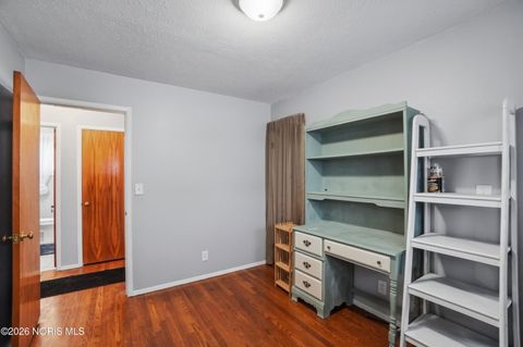 Tiny photo for 1371 Junior Drive, Maumee, OH 43537 (MLS # 10003847)