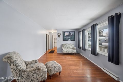 Tiny photo for 1371 Junior Drive, Maumee, OH 43537 (MLS # 10003847)