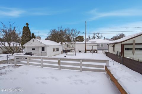 Tiny photo for 1371 Junior Drive, Maumee, OH 43537 (MLS # 10003847)