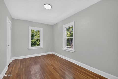 Tiny photo for 2908 Letchworth Parkway, Toledo, OH 43606 (MLS # 10010738)