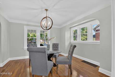 Tiny photo for 2908 Letchworth Parkway, Toledo, OH 43606 (MLS # 10010738)