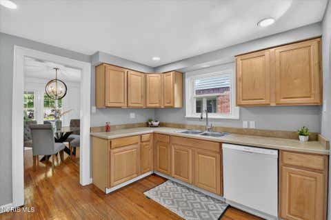 Tiny photo for 2908 Letchworth Parkway, Toledo, OH 43606 (MLS # 10010738)