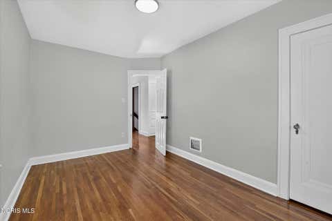 Tiny photo for 2908 Letchworth Parkway, Toledo, OH 43606 (MLS # 10010738)