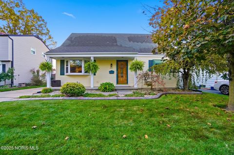 Photo of 265 Wallingford Road, Toledo, OH 43612 (MLS # 10000599) Photo of 265 Wallingford Road, Toledo, OH 43612 (MLS # 10000599)