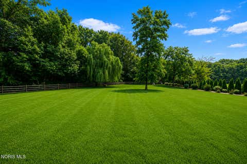Tiny photo for 5312 Kilburn Road #Sylvania, Oh 43560, Sylvania, OH 43560 (MLS # 10010765)