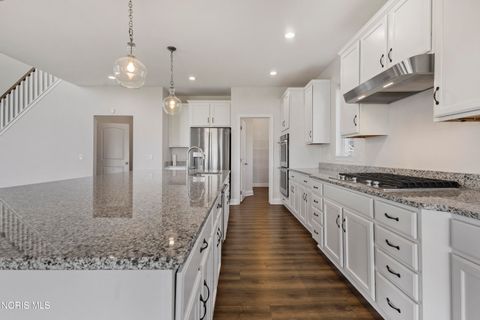 Tiny photo for 4420 Kimball Creek West, Sylvania, OH 43560 (MLS # 10006777)