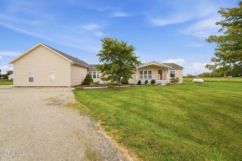 Tiny photo for 1037 Middleton Pike, Luckey, OH 43443 (MLS # 10013908)