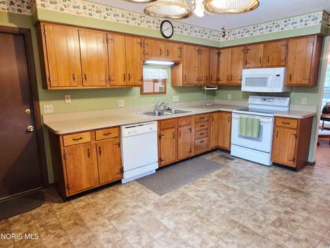Tiny photo for 2159 Shoreland Avenue, Toledo, OH 43611 (MLS # 10011891)