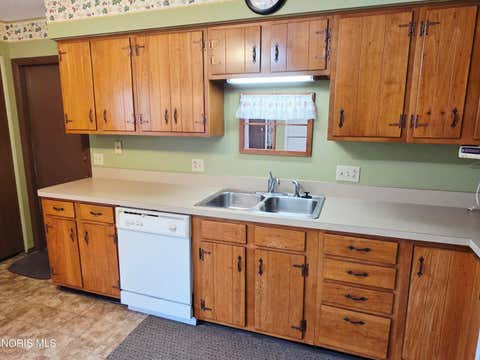Tiny photo for 2159 Shoreland Avenue, Toledo, OH 43611 (MLS # 10011891)