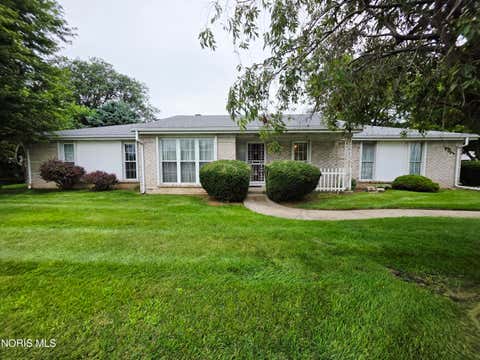 Photo of 2159 Shoreland Avenue, Toledo, OH 43611 (MLS # 10011891)