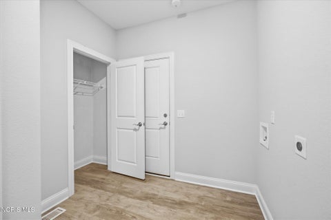 Tiny photo for 3631 N Mccord Road, Toledo, OH 43617 (MLS # 10013856)