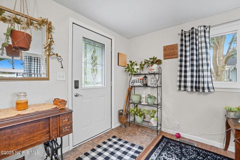 Tiny photo for 107 S High Street, McComb, OH 45858 (MLS # 10000203)