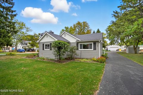 Tiny photo for 107 S High Street, McComb, OH 45858 (MLS # 10000203)
