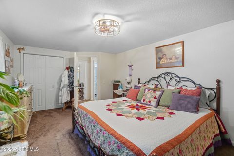 Tiny photo for 107 S High Street, McComb, OH 45858 (MLS # 10000203)