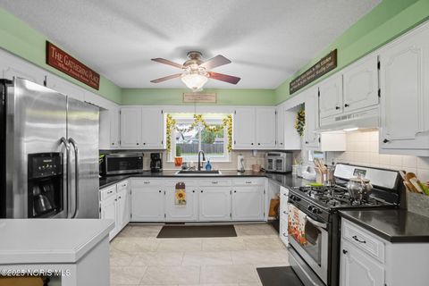 Tiny photo for 107 S High Street, McComb, OH 45858 (MLS # 10000203)