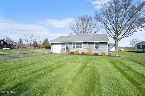 Tiny photo for 23070 Lemoyne Road, Perrysburg, OH 43551 (MLS # 10006087)