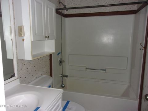 Tiny photo for 5496 Sandusky Road, Lima, OH 45801 (MLS # 10001055)