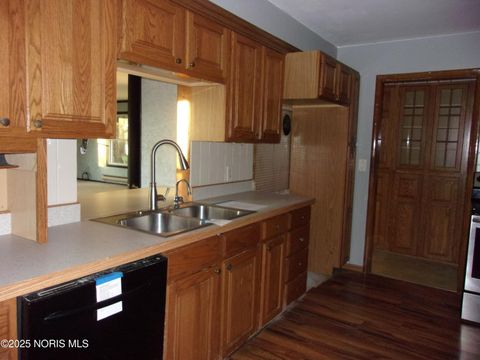 Tiny photo for 5496 Sandusky Road, Lima, OH 45801 (MLS # 10001055)