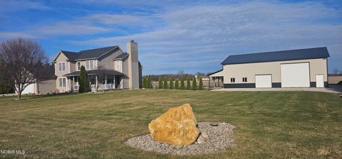 Photo of 24900 Thompson Road, Perrysburg, OH 43551 (MLS # 10005651)