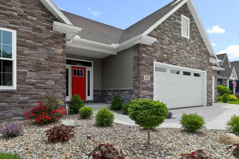 Photo of 541 E Shoreline Drive, Holland, OH 43528 (MLS # 10007762)